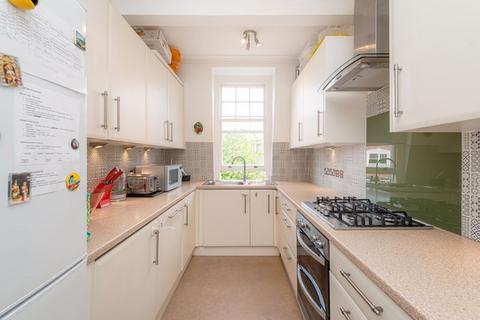 8c Aberdare Gardens, London, NW6 3PY