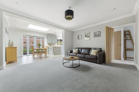 3 bedroom bungalow for sale, Squires Way, Wilmington