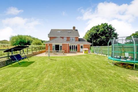 5 bedroom detached house for sale, Burnetts Lane, West End, SO30