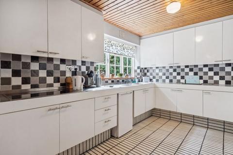 Burwood House Parsonage Lane, Farnham Common, Slough, SL2 3PA