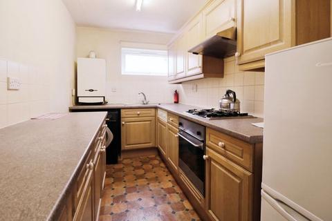 1 bedroom flat for sale, Lorne Close, Slough