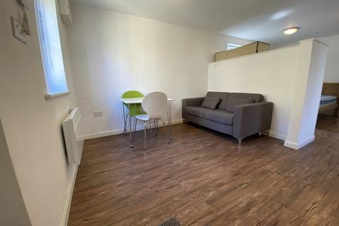 Studio to rent, Mill Road, Cambridge CB1