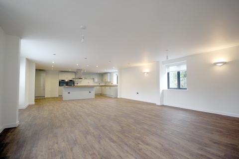 4 bedroom barn conversion to rent, Brook End, Royston SG8