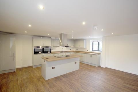 4 bedroom barn conversion to rent, Brook End, Royston SG8