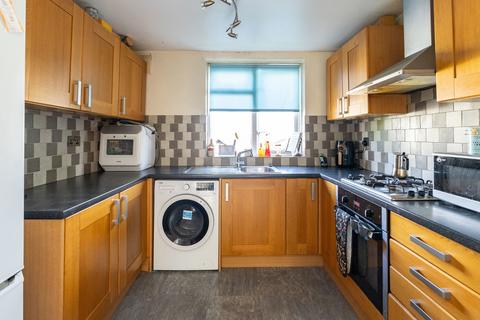 1 bedroom flat for sale, Hampstead Road, Dorking