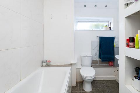 37a Hampstead Road, Dorking, RH4 3AG