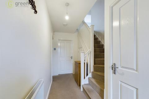 32 Croft Close, Two Gates, Tamworth, B77 1BF
