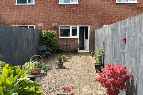 2 bedroom terraced house for sale, Loxley Drive, Melton Mowbray