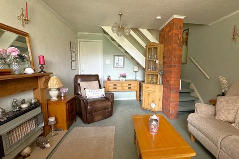 2 bedroom terraced house for sale, Loxley Drive, Melton Mowbray