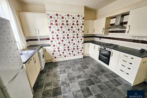 3 bedroom terraced house for sale, Southfield Terrace, Birkenshaw