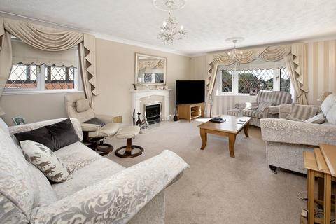 4 bedroom detached house for sale, Cliffden Close, Teignmouth