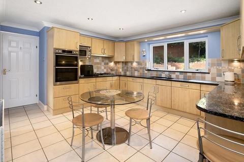 4 bedroom detached house for sale, Cliffden Close, Teignmouth