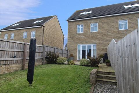 3 bedroom semi-detached house for sale, Hewenden Drive, Cullingworth, Bradford, BD13