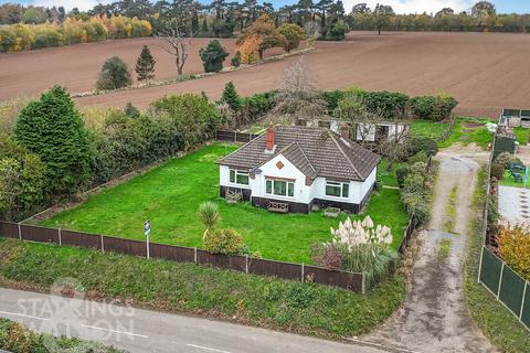 3 bedroom detached bungalow for sale, Postwick Lane, Brundall, Norwich