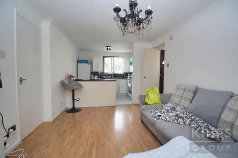 2 bedroom maisonette for sale, Hollybush Way, West Cheshunt