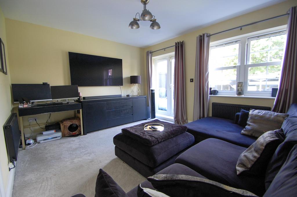 Lounge 2