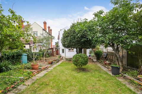 4 bedroom semi-detached house for sale, Pollards Hill North, London SW16