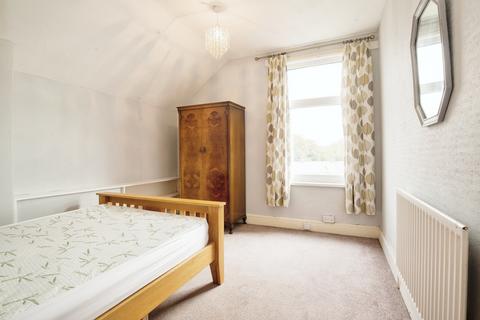 2 bedroom flat to rent, Shirley Road