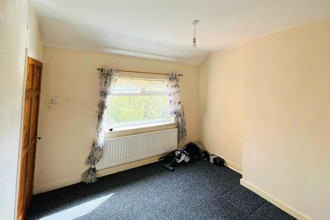 3 bedroom property to rent, Ernest Street, Crewe, CW2