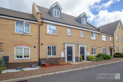 3 bedroom terraced house for sale, Red Admiral Way, Attleborough