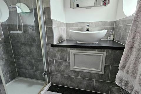 43 Avon Way, Hilton, Derby, DE65 5AE