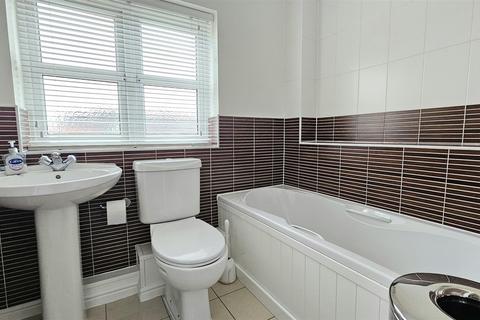 43 Avon Way, Hilton, Derby, DE65 5AE