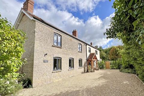 5 bedroom detached house for sale, Mill Road, Barton St. David