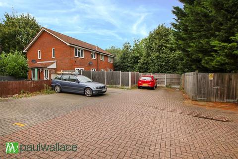 5 Foxes Drive, Waltham Cross, EN7 6HG
