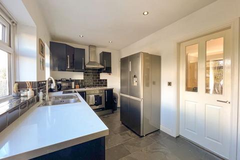 61 Bankhouse Drive, Buglawton, Congleton, CW12 2BL