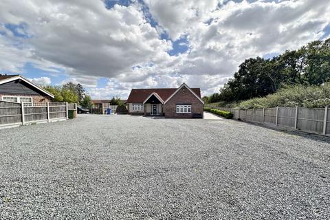 3 bedroom detached bungalow for sale, Horndon-On-The-Hill