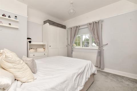 145 Warren Road, Banstead, SM7 1LT