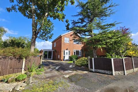 3 bedroom detached house for sale, Chapel Road, Preston PR4