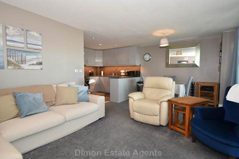 2 bedroom flat for sale, Jacana Court,  Gosport