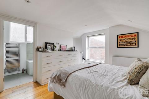 1 bedroom apartment for sale, Goulton Road, London