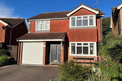 Abbey Road, Steyning, West Sussex, BN44 3SQ