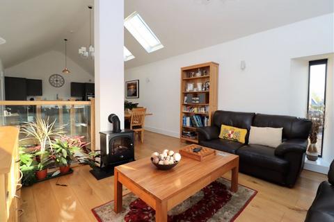 2 bedroom detached house to rent, All Saints Lane, Clevedon