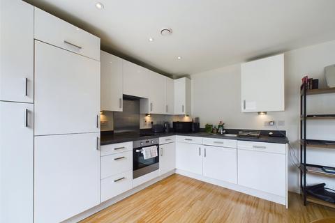 1 bedroom apartment for sale, Latchmere Street, London SW11