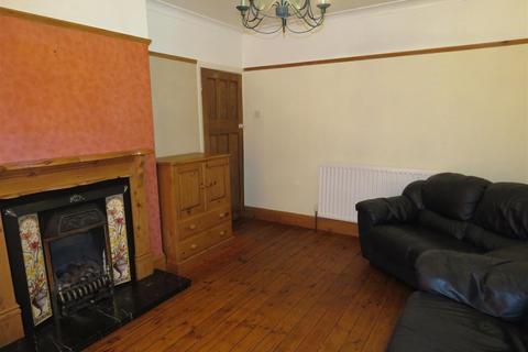 3 bedroom house to rent, Greystones Road, Sheffield, South Yorkshire, S11