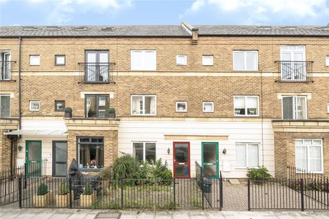 4 bedroom terraced house to rent, Tollington Way, London N7