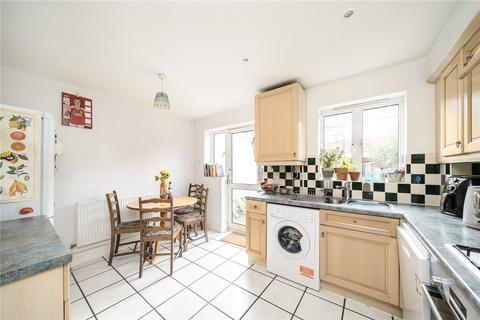 4 bedroom terraced house to rent, Tollington Way, London N7