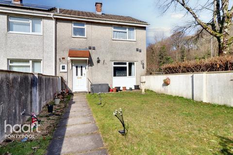 3 bedroom terraced house for sale, Michael Way, Pontypool