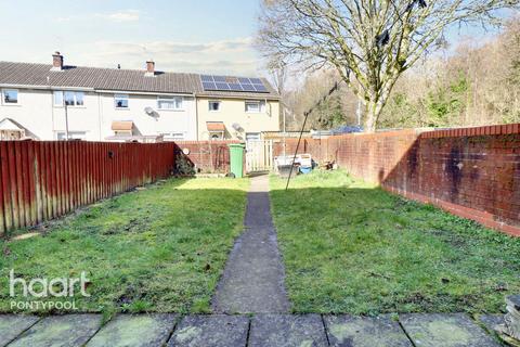 3 bedroom terraced house for sale, Michael Way, Pontypool