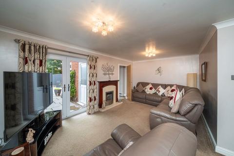 3 bedroom detached house for sale, Allenby Close, Kingswinford DY6