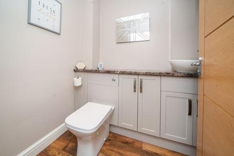 65 Allenby Close, Kingswinford, DY6 8SY