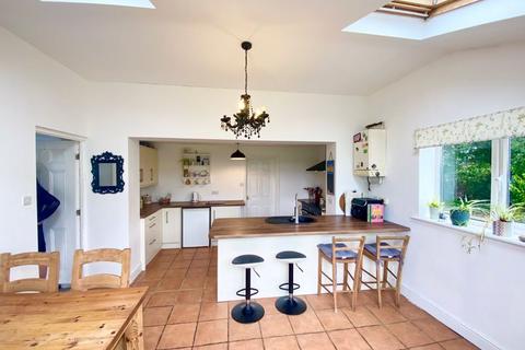 4 bedroom village house for sale, Witham Road, Thistleton LE15