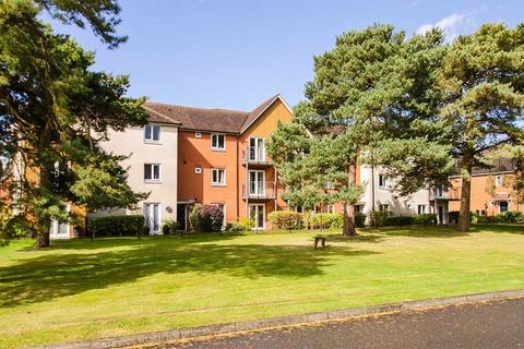 2 bedroom apartment for sale, Pine Tree Close, Burntwood WS7