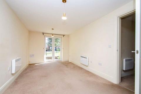 2 bedroom apartment for sale, Pine Tree Close, Burntwood WS7