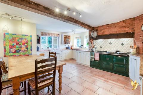 6 bedroom detached house for sale, Worcester WR6