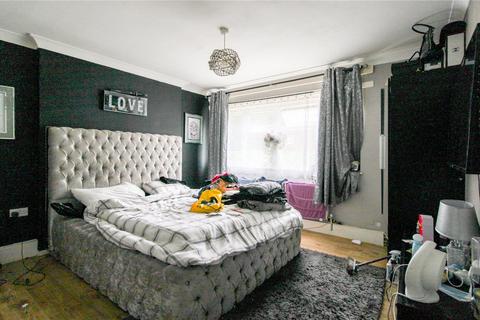 22 Border Gardens, Croydon, CR0 8LP