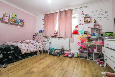 22 Border Gardens, Croydon, CR0 8LP